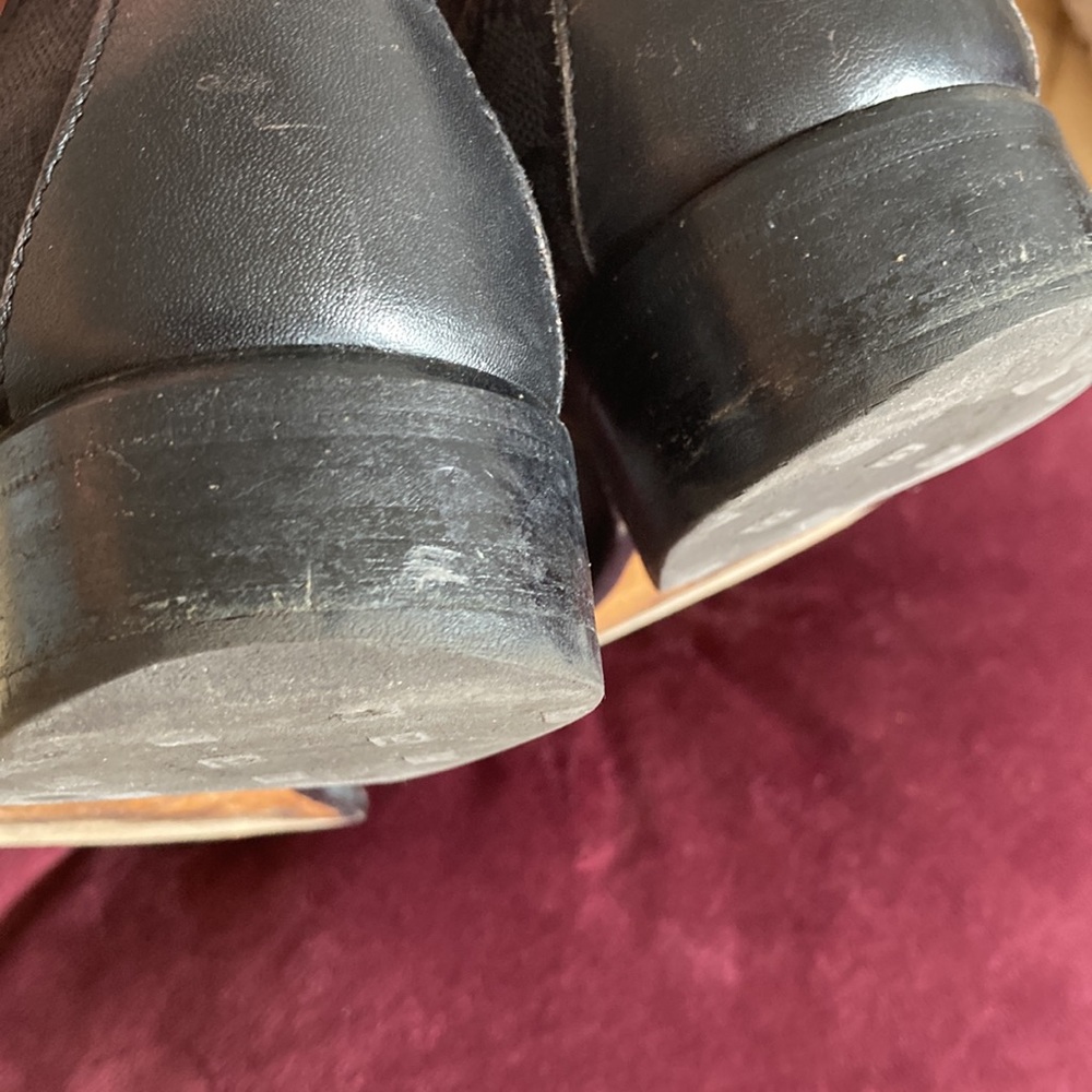 Authentic Gucci Loafer - Picture 9 of 10